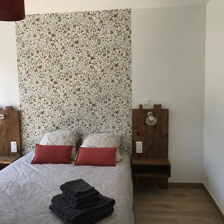 La Marchanderie Bed & Breakfast Spay